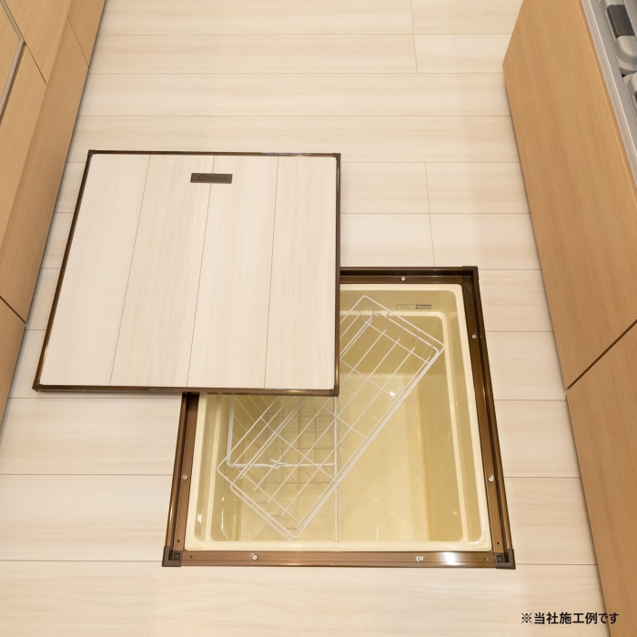 キッチン床下収納庫/施工例